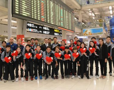 สมาคมแบดฯ ให้การต้อนรับ ทัพนักกีฬาชุดชิงแชมป์เอเชียประเภททีม เดินทางกลับถึงไทย