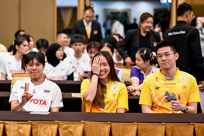 อย่าพลาด! เชียร์ทัพนักแบดมินตันไทยสู้ศึก อย่าพลาด! เชียร์ทัพนักแบดมินตันไทยสู้ศึก